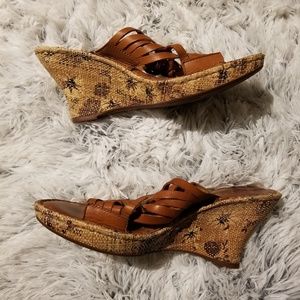 Born espadrilles wedges size 8